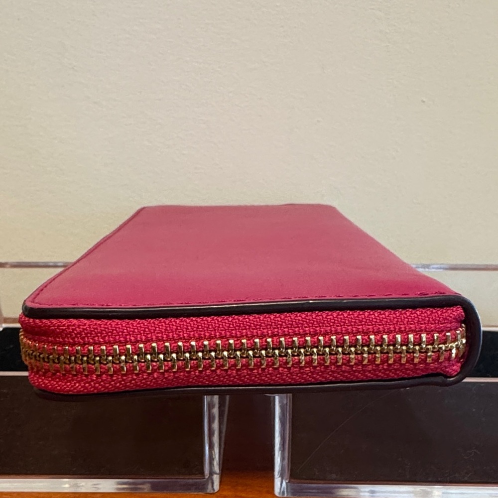 Coach Fuchsia Wallet - Picture 10 of 12